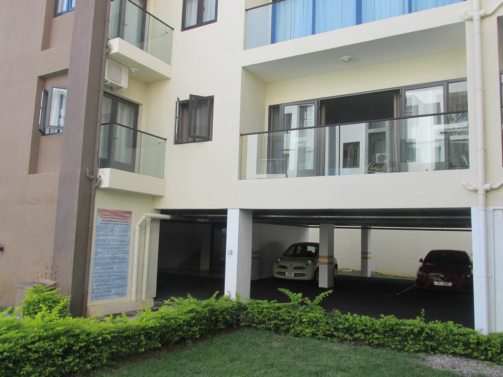 Mahina Sunset Heights Apartment Flic en Flac Exterior photo
